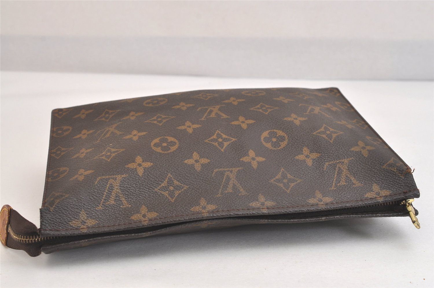 LOUIS VUITTON ルイヴィトン モノグラム ポッシュトワレ 26 M47542