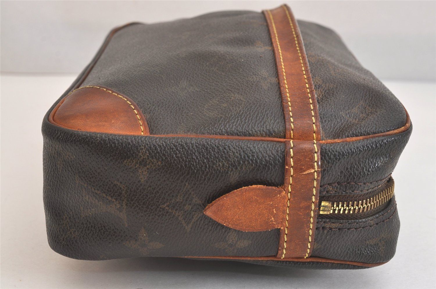 LOUIS VUITTON ルイヴィトン モノグラム コンピエーニュ 28 クラッチ