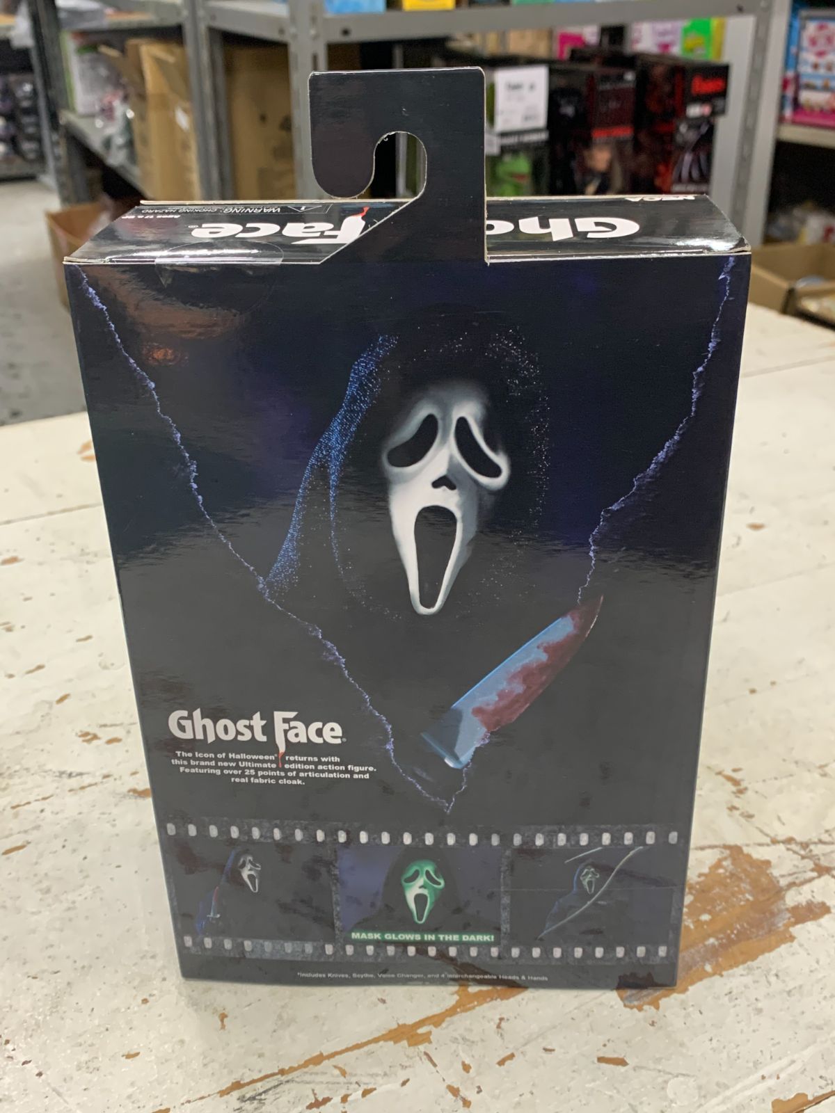 NECA スクリーム ゴーストフェイス アルティメット 7インチ フィギュア