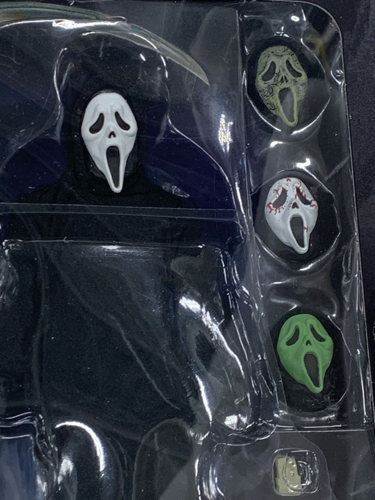 NECA スクリーム ゴーストフェイス アルティメット 7インチ フィギュア