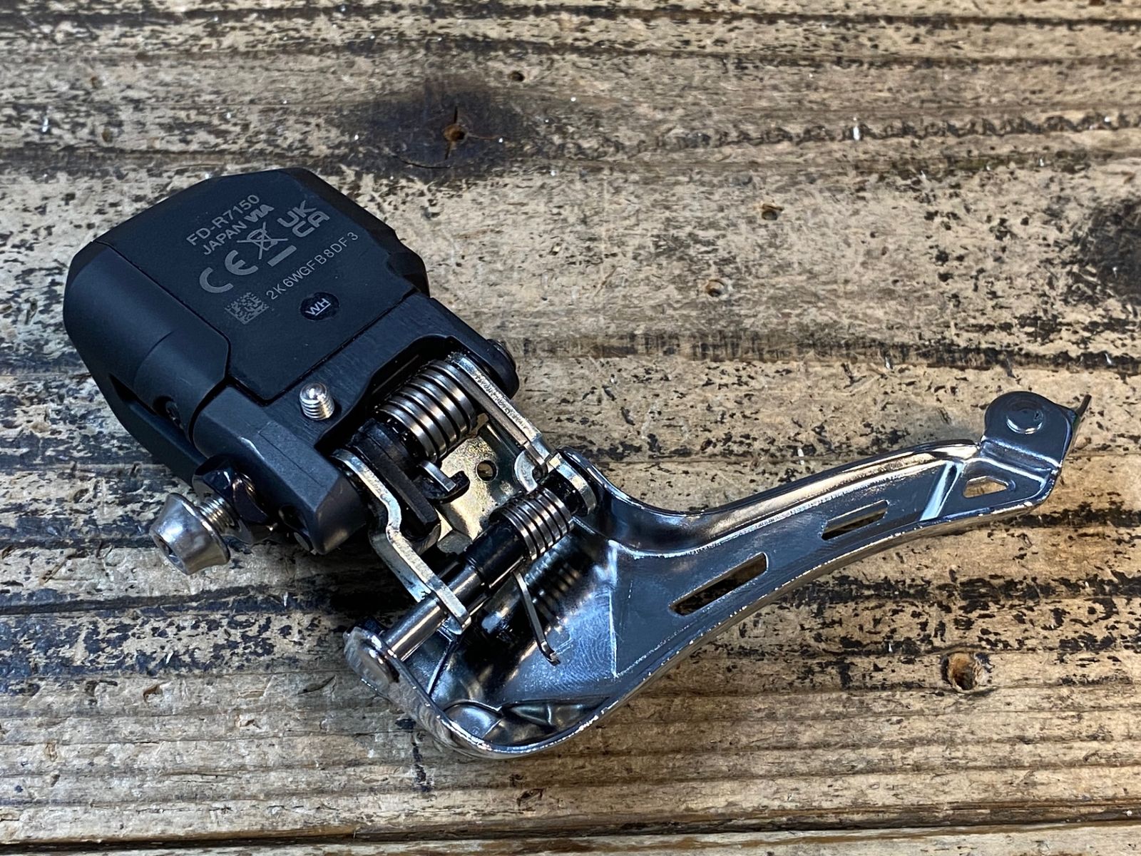Shimano 105 Di2 FD-R7150 Front Derailleur (2 x 12 Speed) (Down