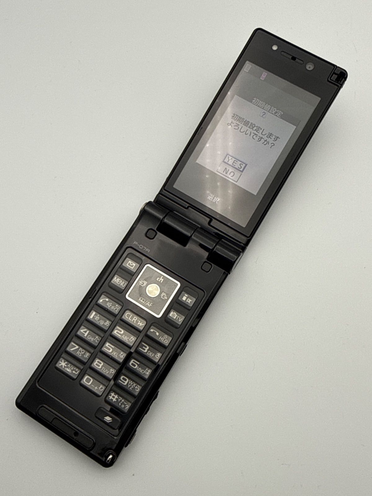 docomo PRIME series P-07A ドットブラック 黒 ガラケー 携帯電話