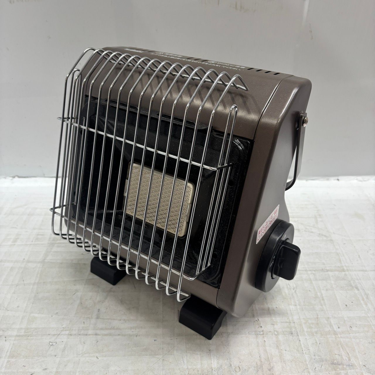 h 11853 IWATANI イワタニ カセットガスストーブ CB STV 3 屋内