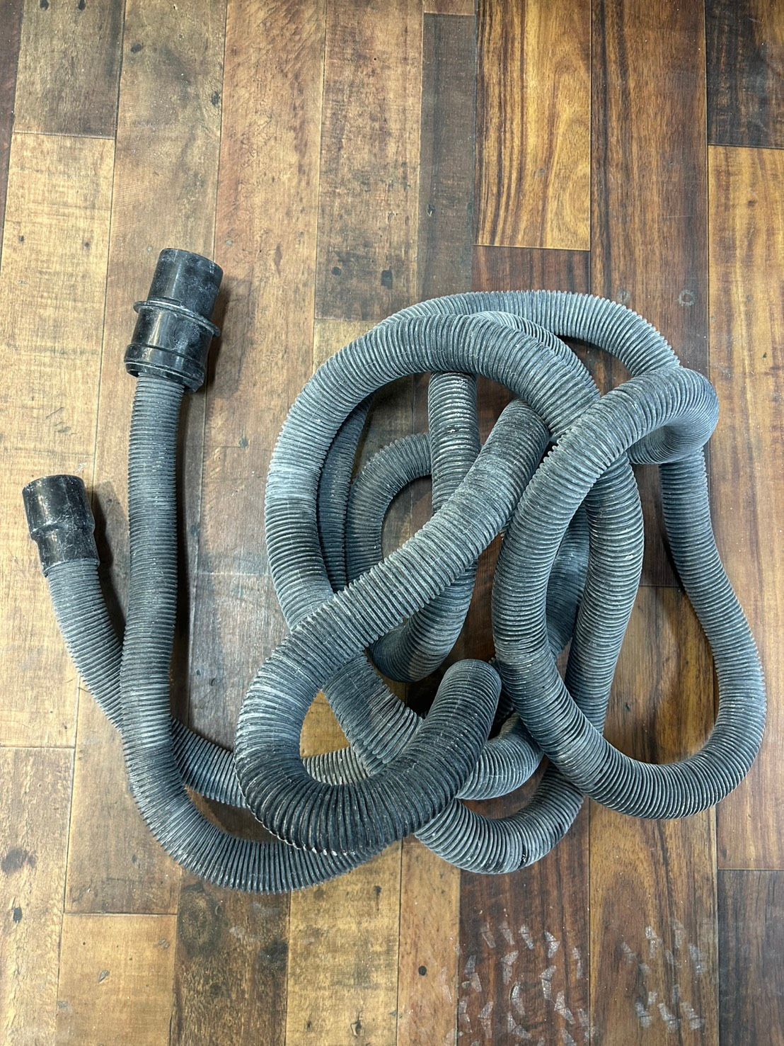 h 11895 makita マキタ 集じん機 484 100 V 11 A 50-60 Hz 1050 W