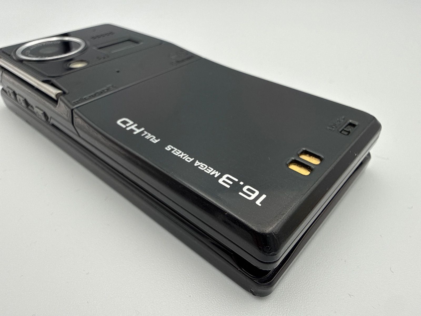 レア商品 docomo PRIME series F-09C 富士通 ブラック/黒 ガラケー