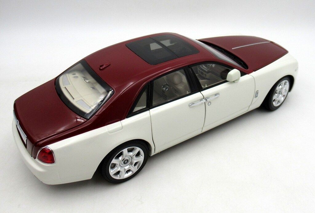 京商 1|18 Rolls-Royce Ghost English White|Metallic Red