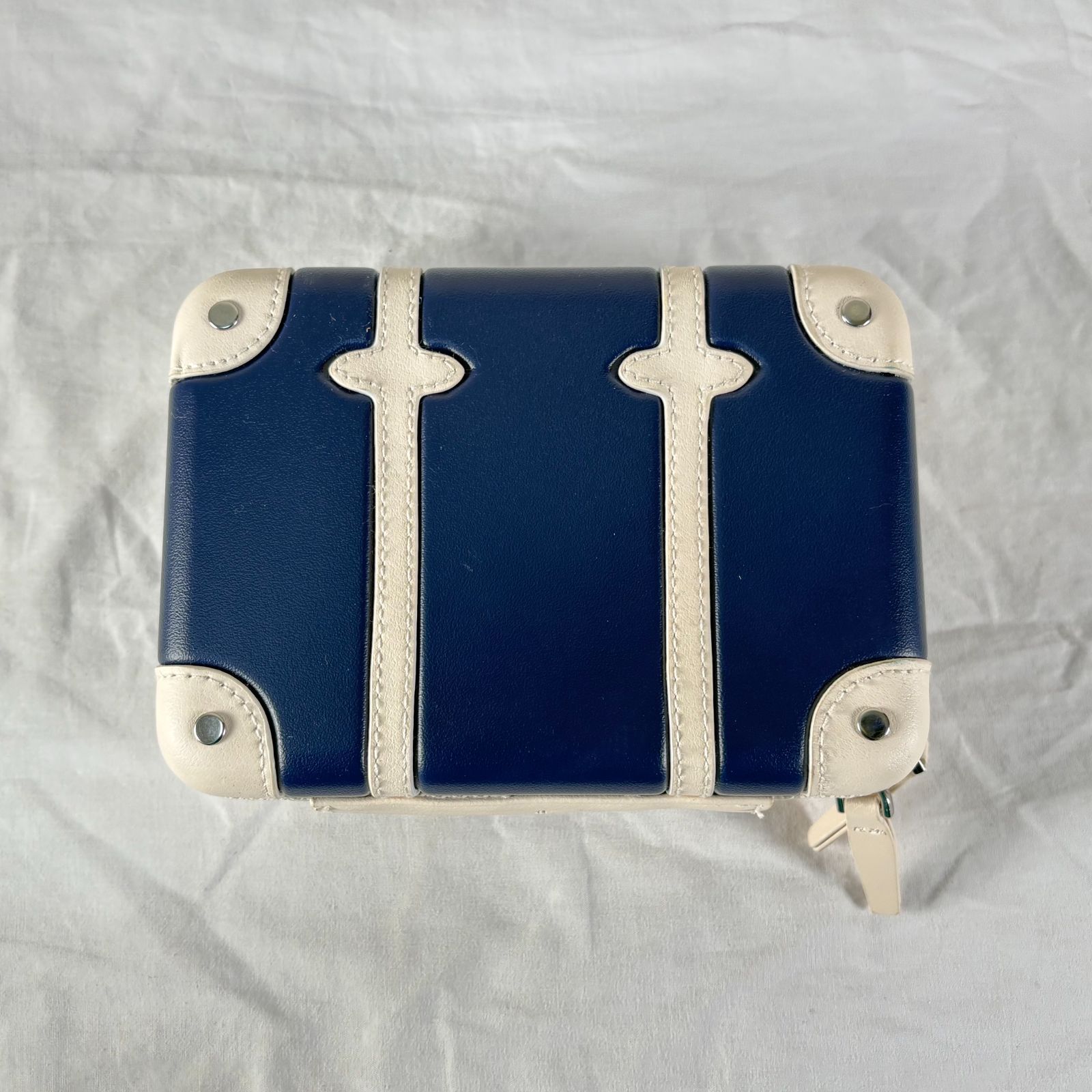 ANA グローブトロッター ファーストクラス ビジネスクラス アメニティ