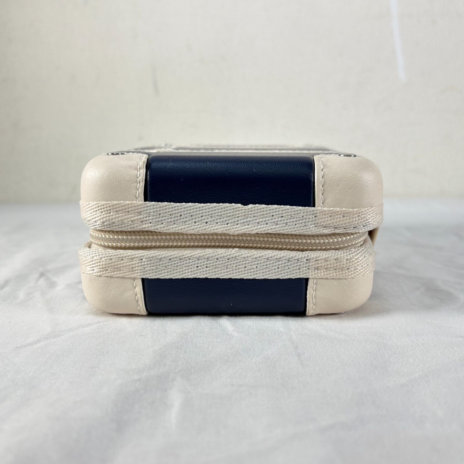 ANA グローブトロッター ファーストクラス ビジネスクラス アメニティ