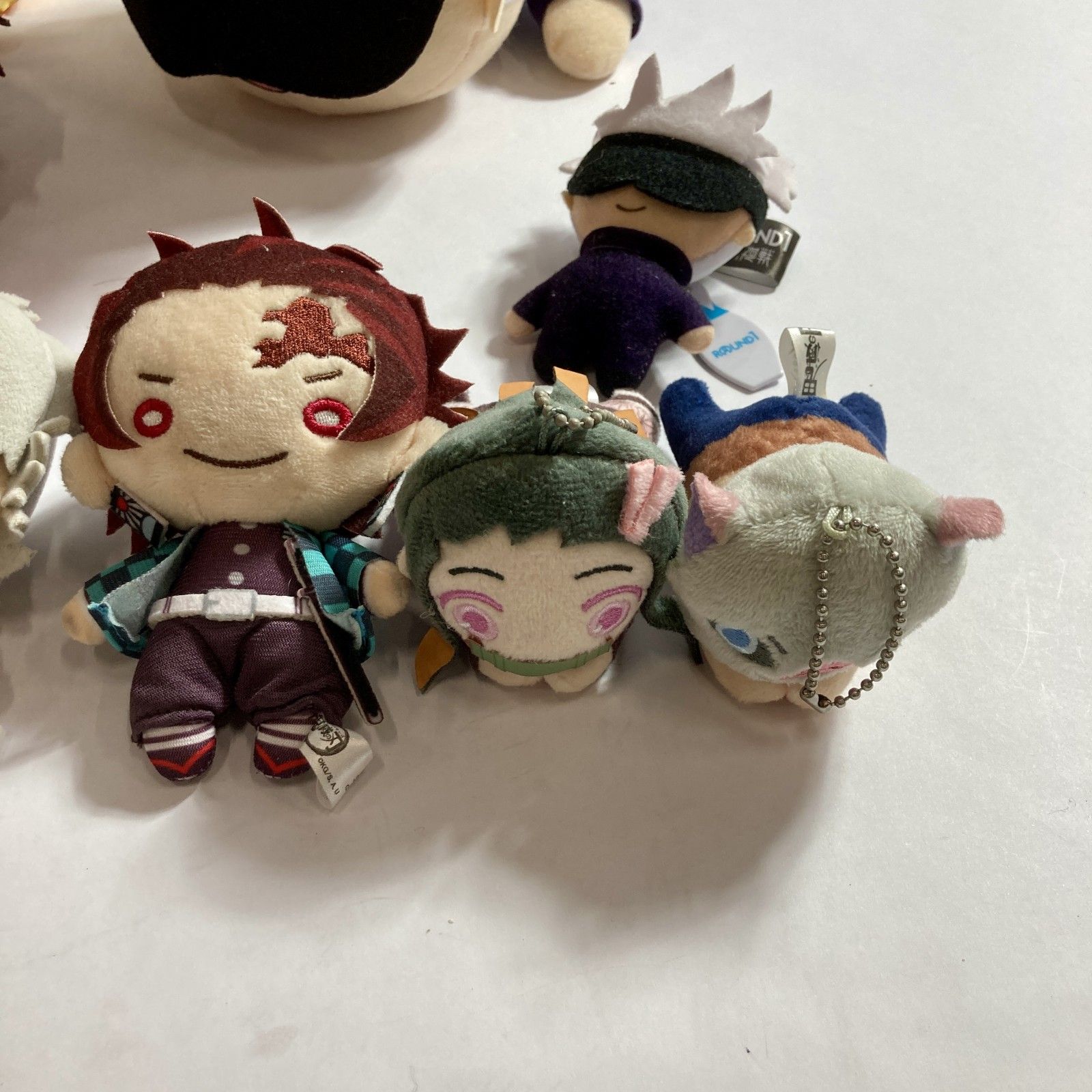  鬼滅の刃|呪術廻戦 ぬいぐるみ 20点 まとめ商品 五条悟 炭治郎 伊之助 禰豆子 善逸 宇髄天元 など コラボ 含む ぬいぐるみ本体 ぬいぐるみ