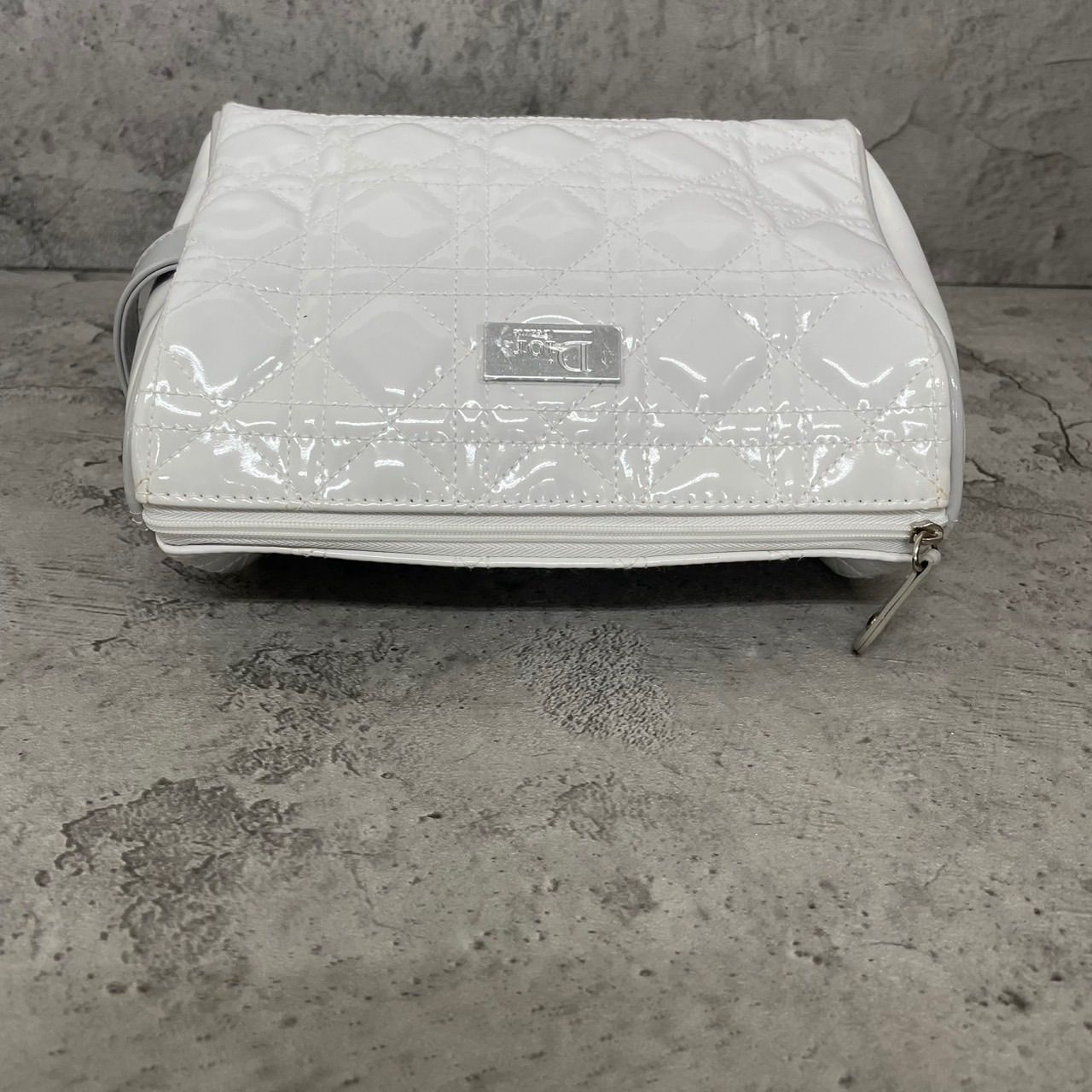 新品未使用 Christian Dior クリスチャンディオール 化粧ポーチ コスメ 