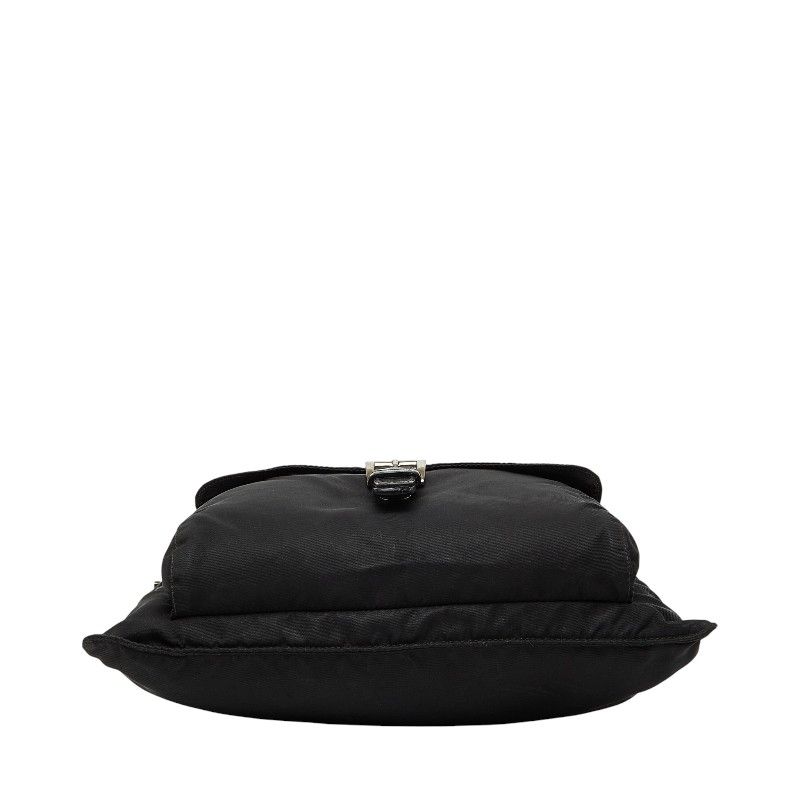 プラダ 三角ロゴプレート ブラック ナイロン レザー レディース PRADA