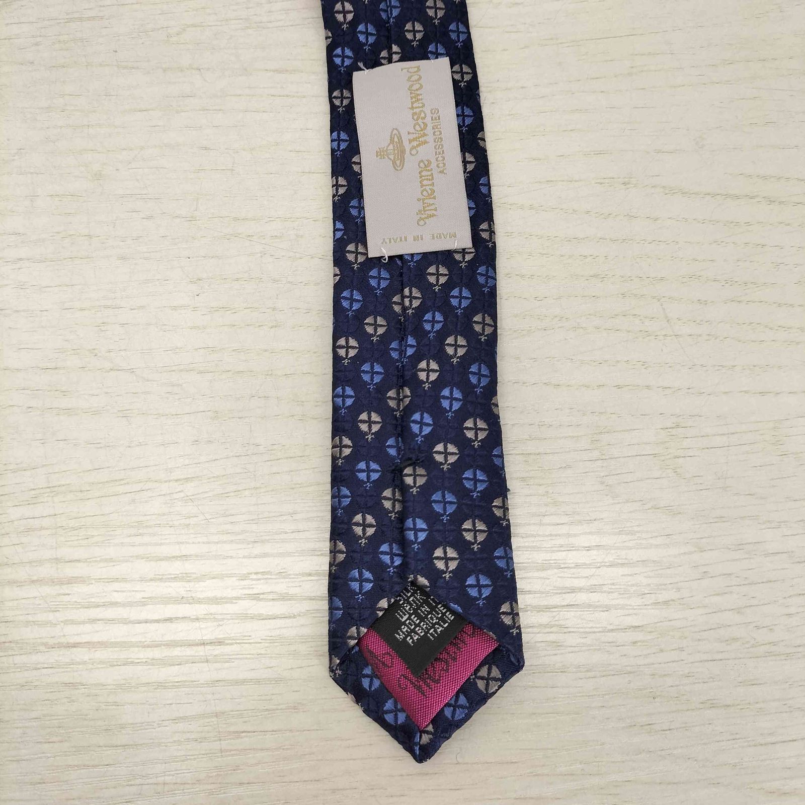 ヴィヴィアンウエストウッド Vivienne Westwood イタリア製 総柄シルク