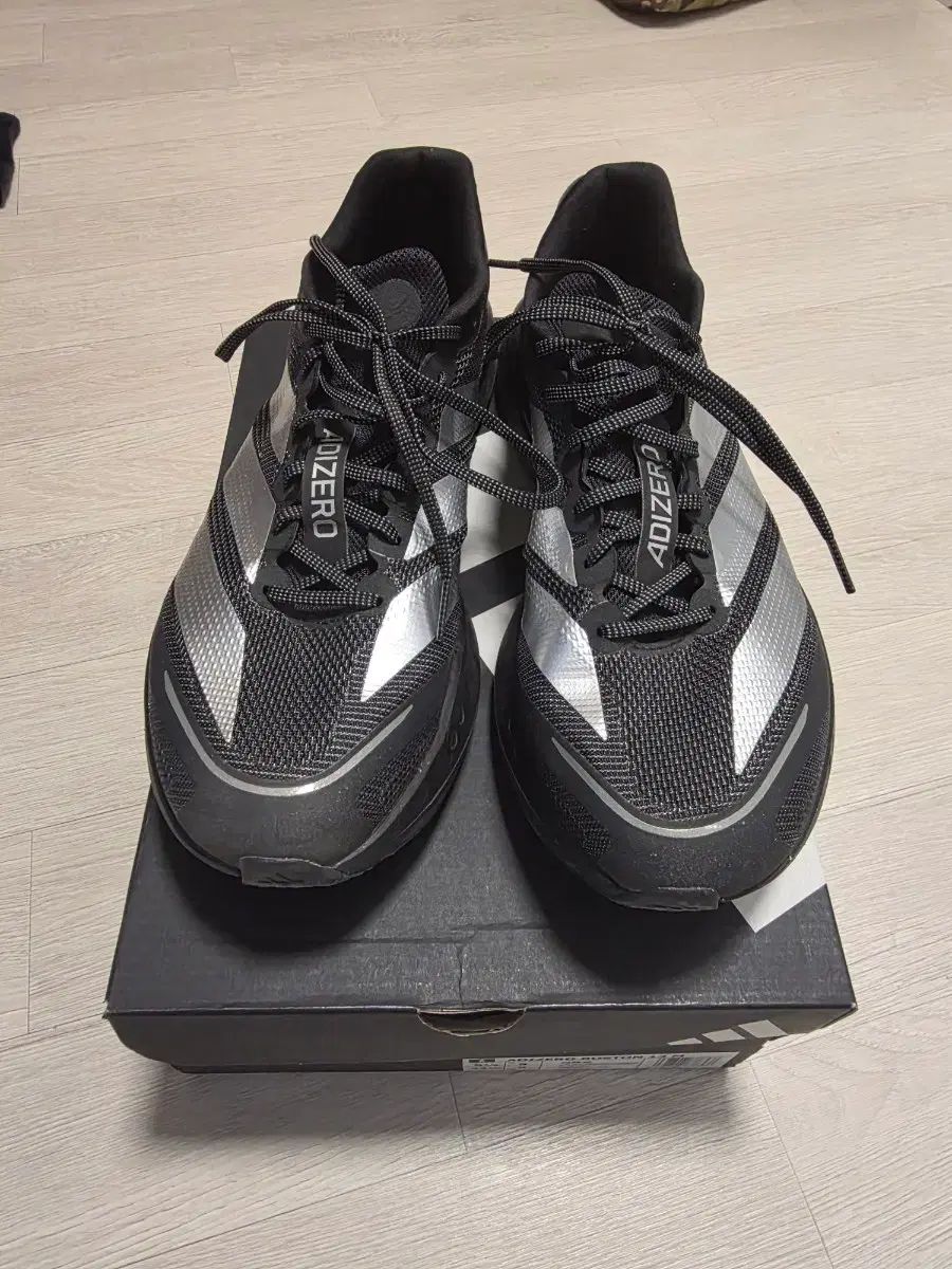 275 アディダス アディゼロ ボストン 13 M コア ブラック|シルバー