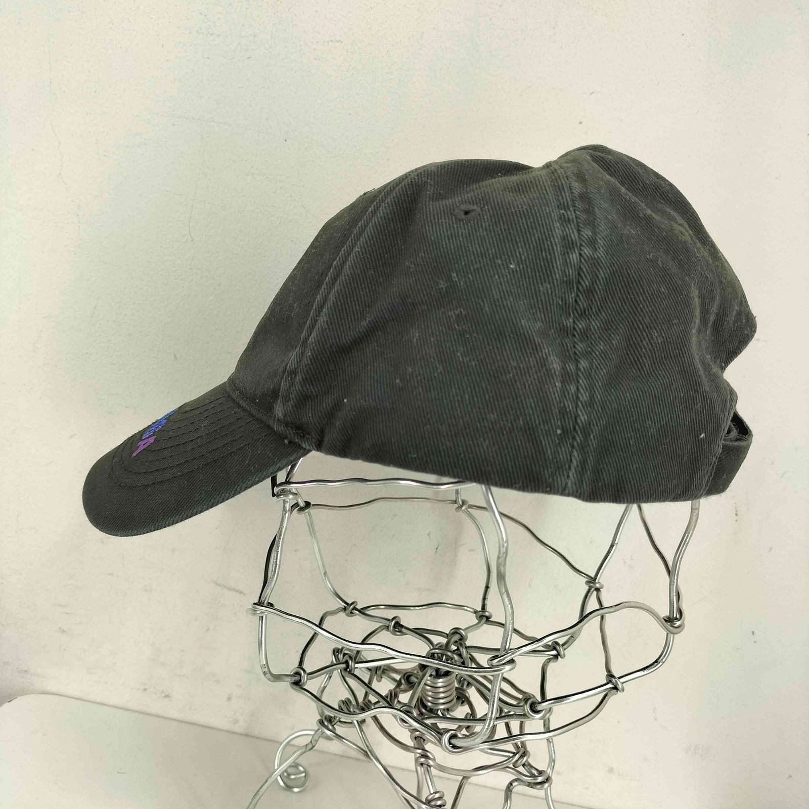 バレンシアガ BALENCIAGA レインボーロゴ ベースボールキャップ メンズ