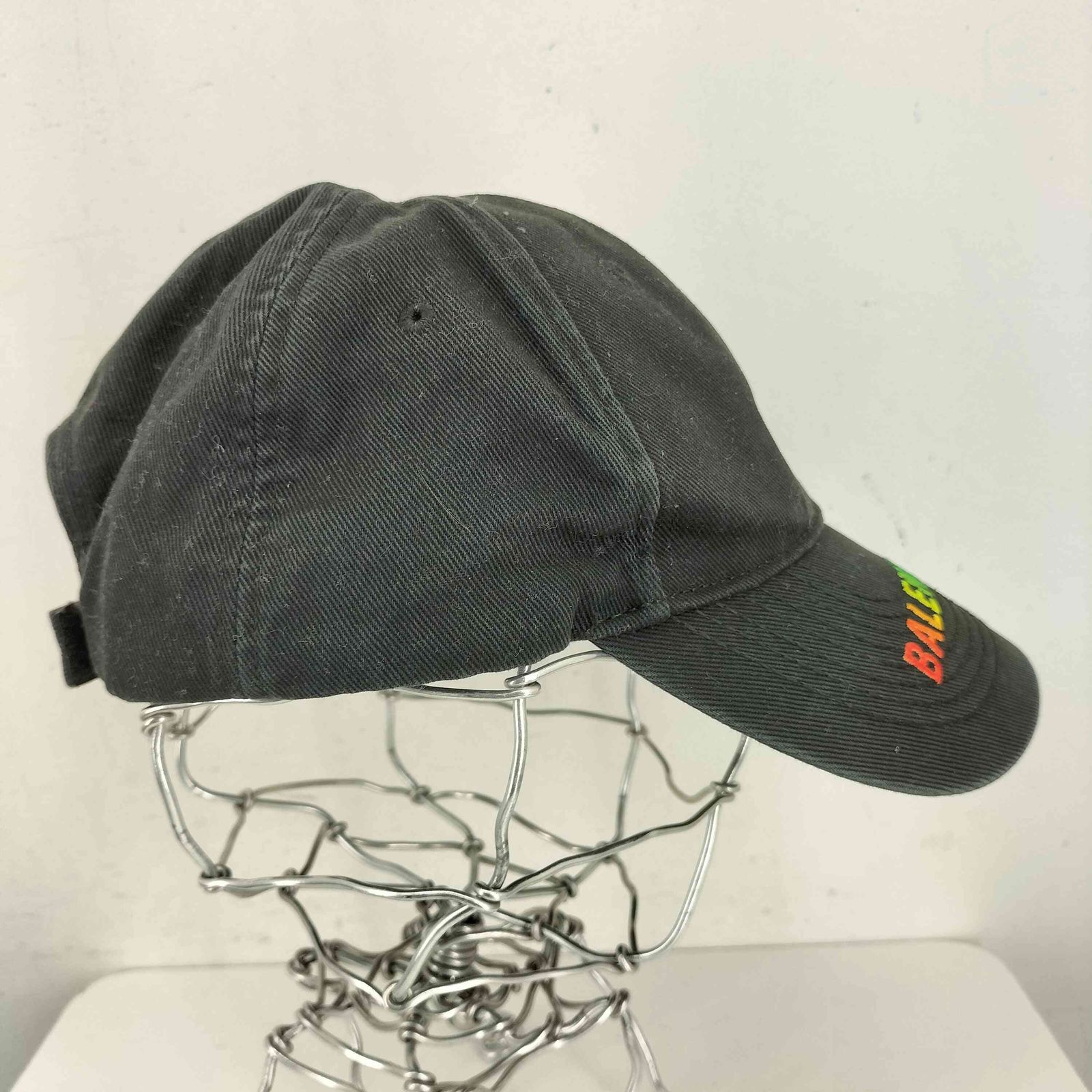 バレンシアガ BALENCIAGA レインボーロゴ ベースボールキャップ メンズ