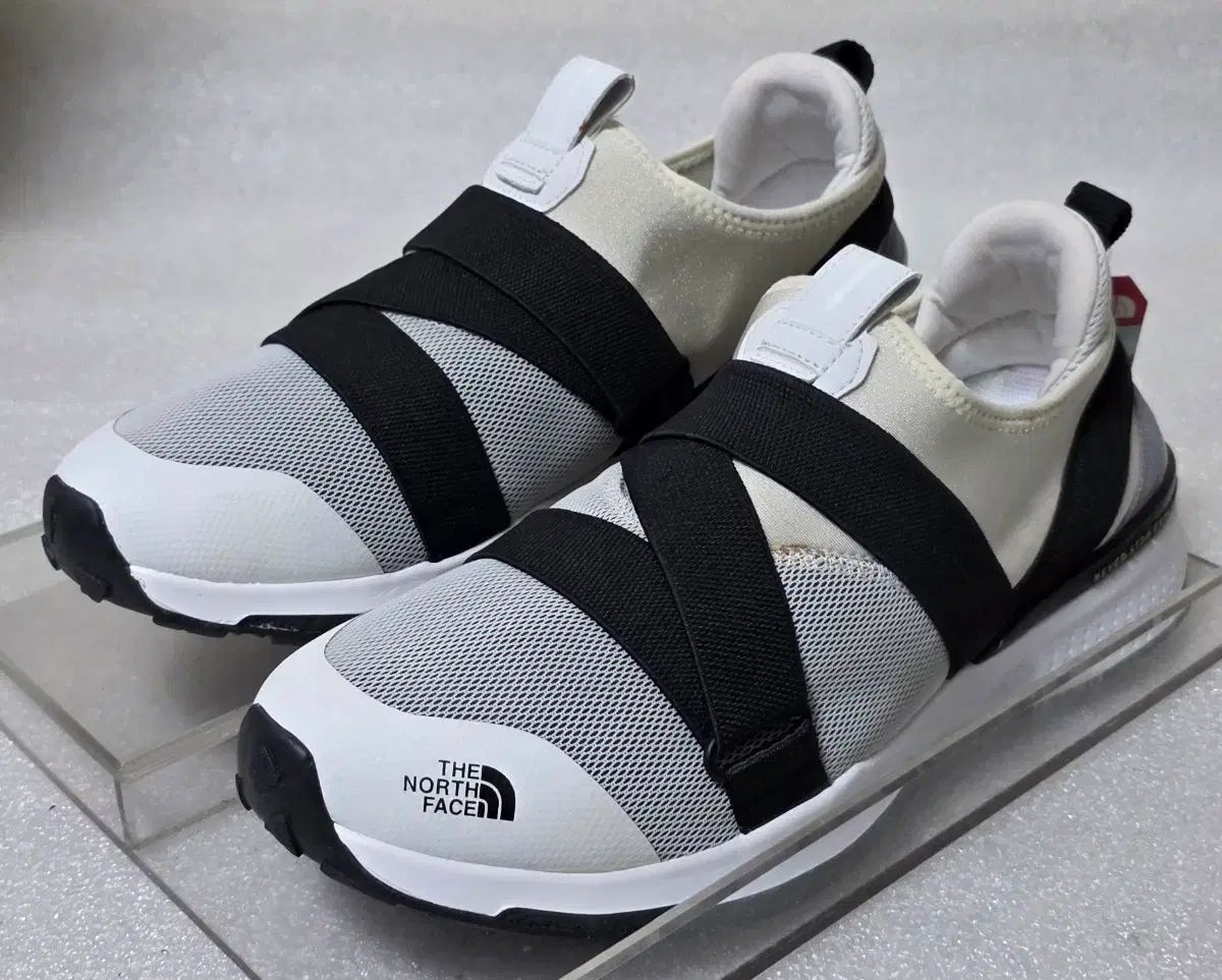 THE NORTH FACE ザ ノース フェイス ユニセックス トラバース スリッポン スニーカー トレッキングシューズ 265