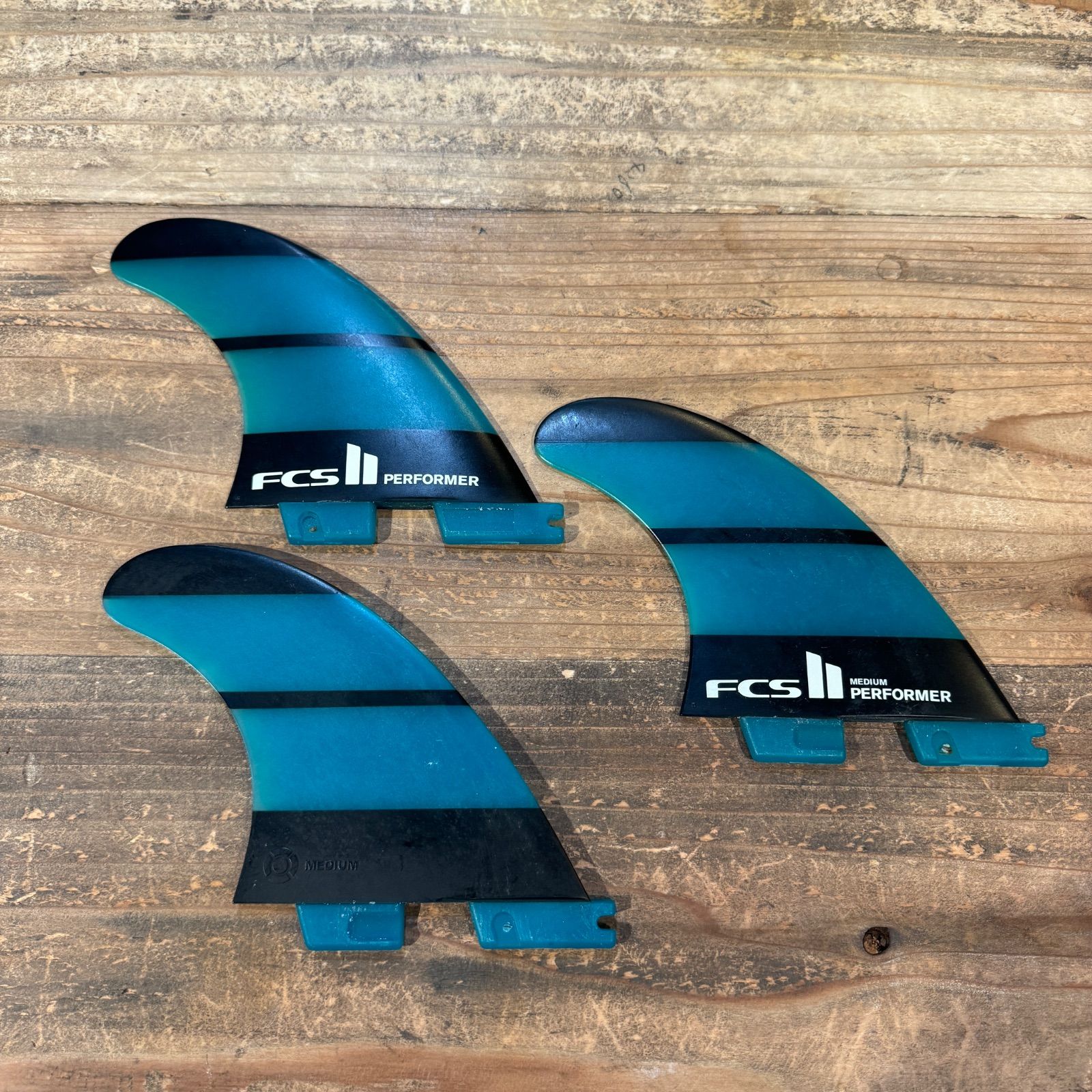 中古 FCS2 フィン PERFORMER パフォーマー ネオグラス Mサイズ トライ