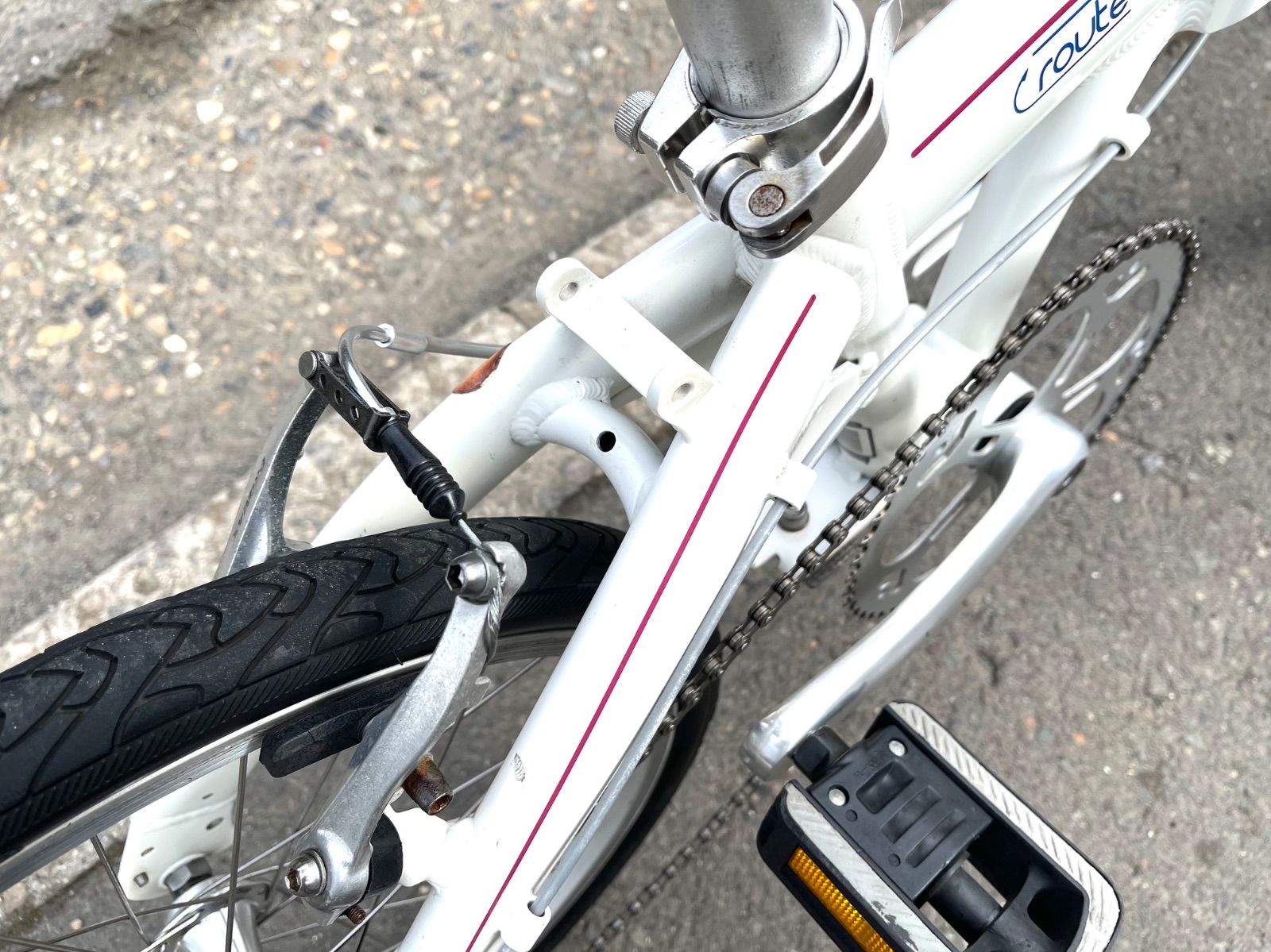 即乘】送料無料 DAHON 折り畳み自転車 route SHIMANO 6速 ミニベロ