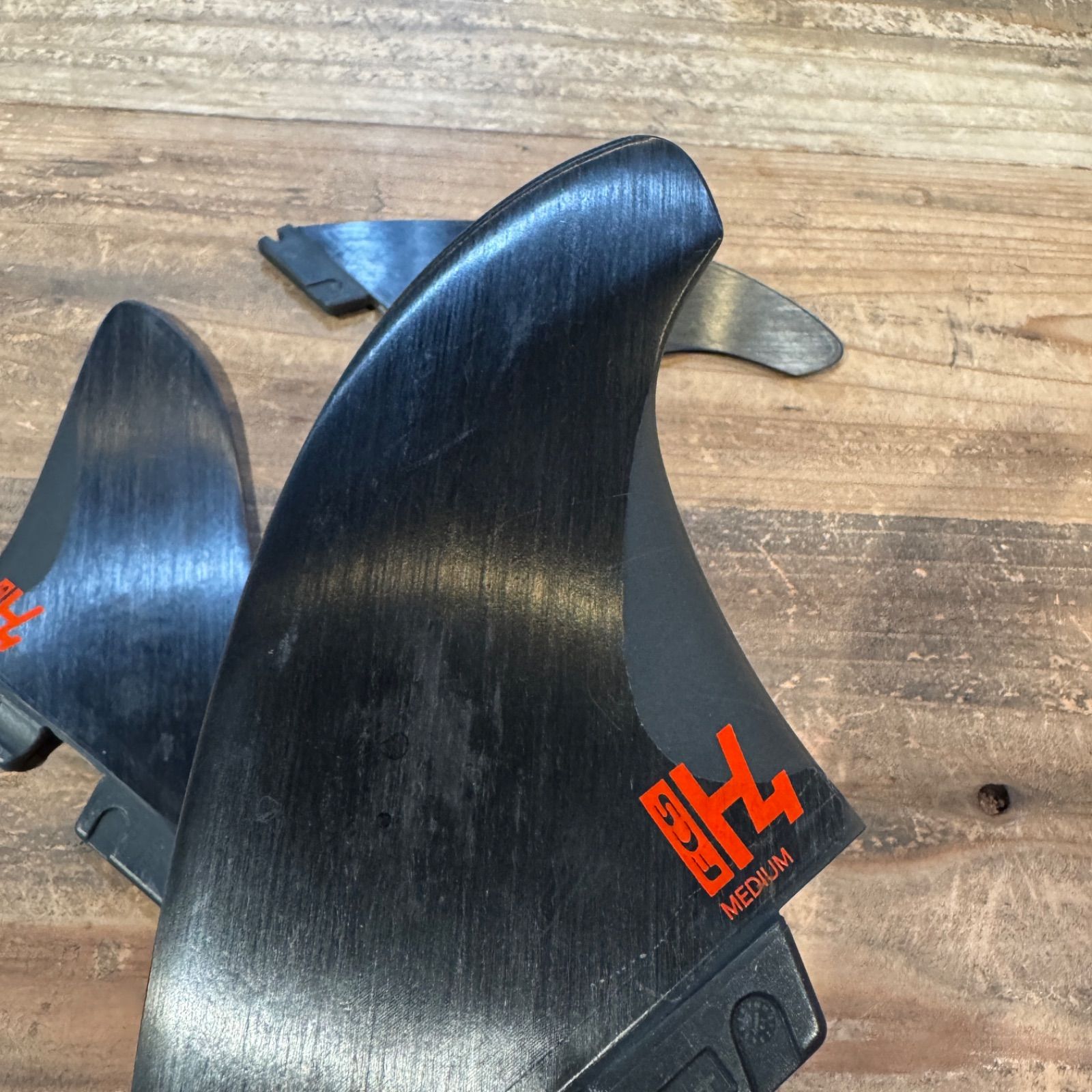 美中古 FCS2 フィン H4 ミックファニング Mサイズ トライフィン - メルカリ