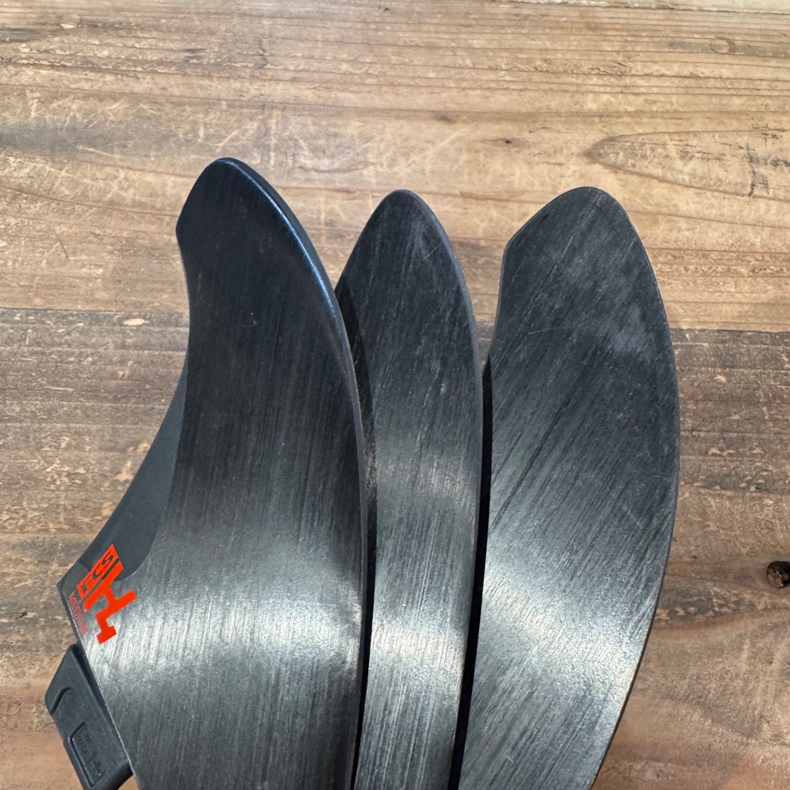 美中古 FCS2 フィン H4 ミックファニング Mサイズ トライフィン - メルカリ