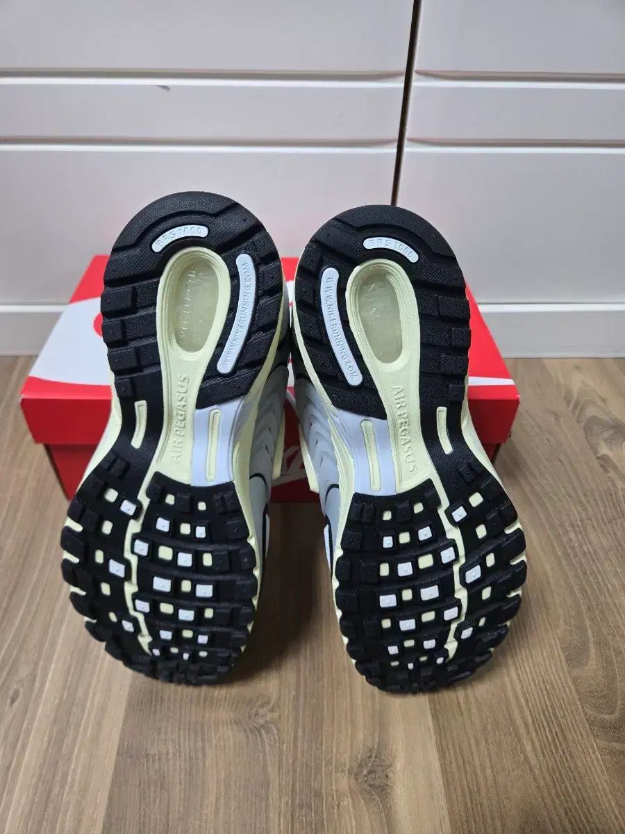  ナイキ エア ペガサス ウェーブ 260 ナイキスニーカー ナイキランニングシューズ 登山靴 トレッキングシューズ アウトドアシューズ