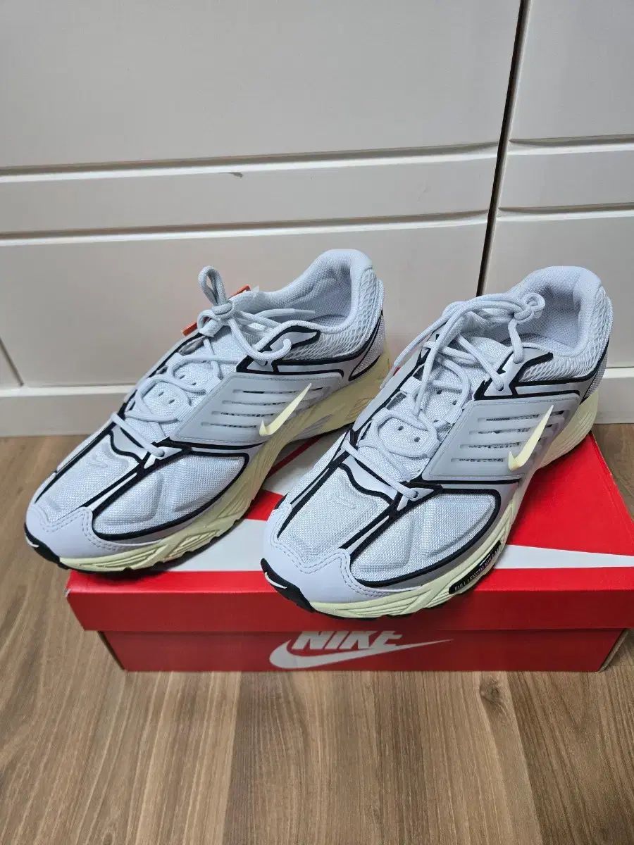 ナイキ エア ペガサス ウェーブ 260 ナイキスニーカー ナイキランニングシューズ