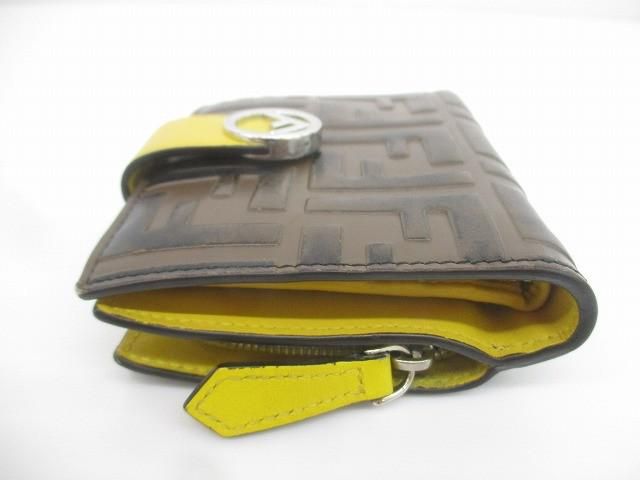 フェンディ FENDI エフイズ ズッカ柄 レザー 二つ折り 財布 ウォレット