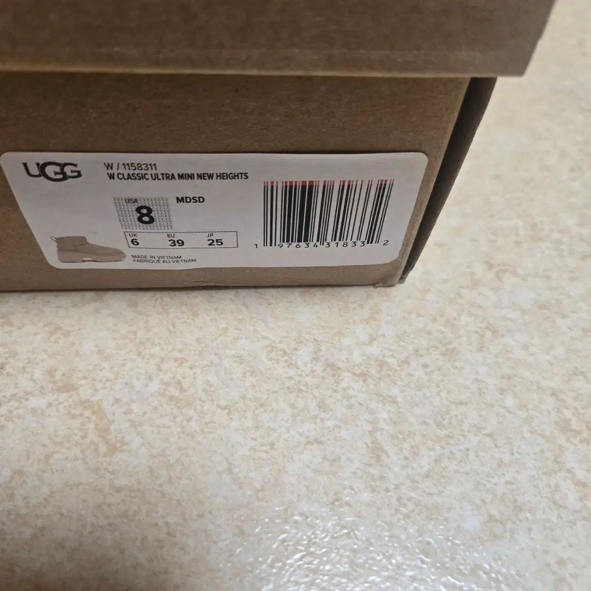 確認用 新品 (正規品 QR認証可能) UGG アグ Classic Ultra Mini New High