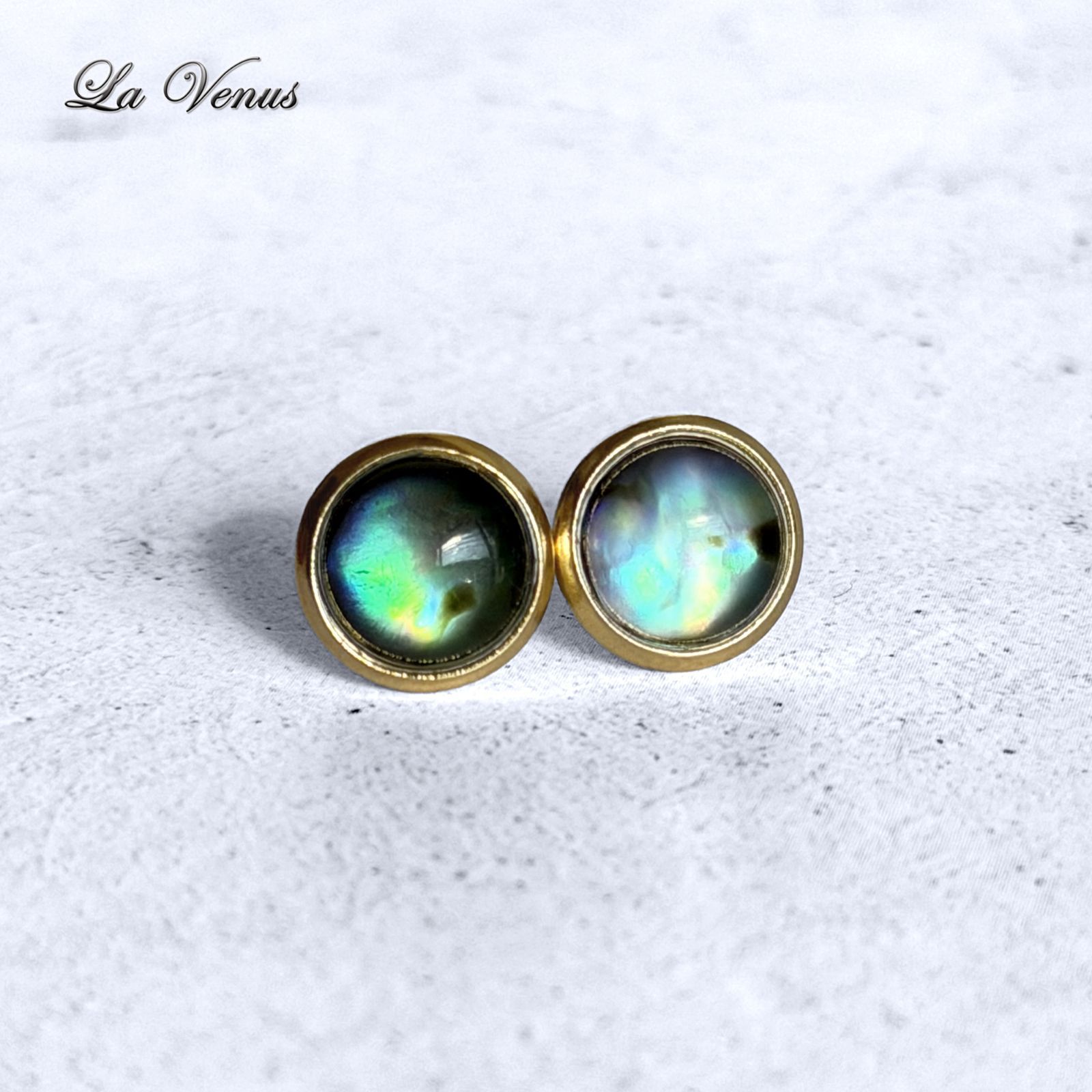 ✴︎海のオーロラ✴︎ つけっぱなしOK 天然 アバロンシェル