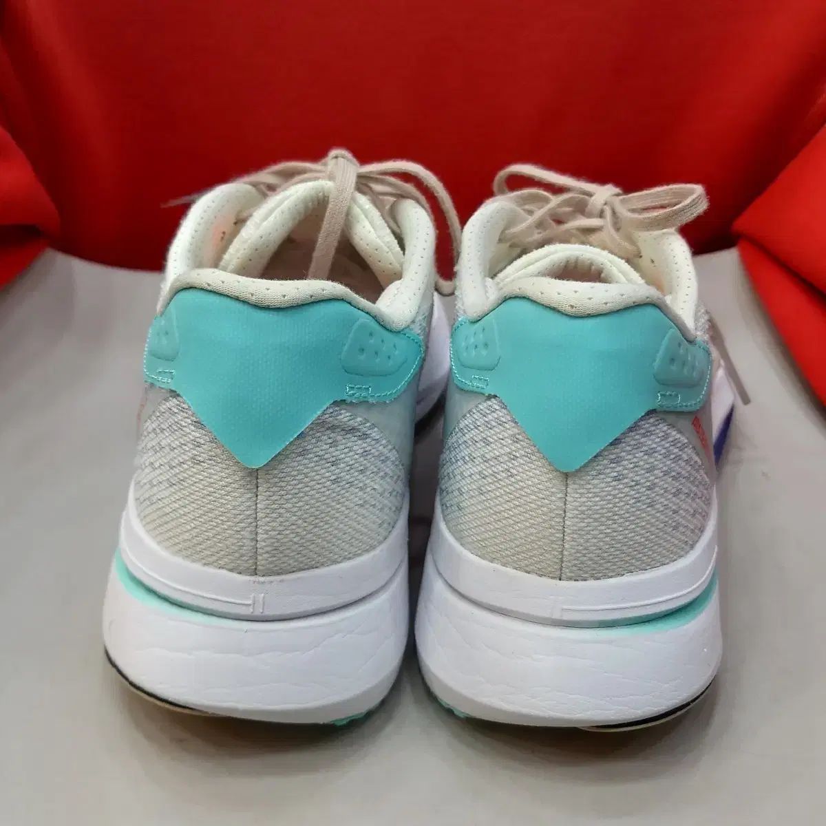 アディダス アディゼロ ランニングシューズ 260mm - メルカリ