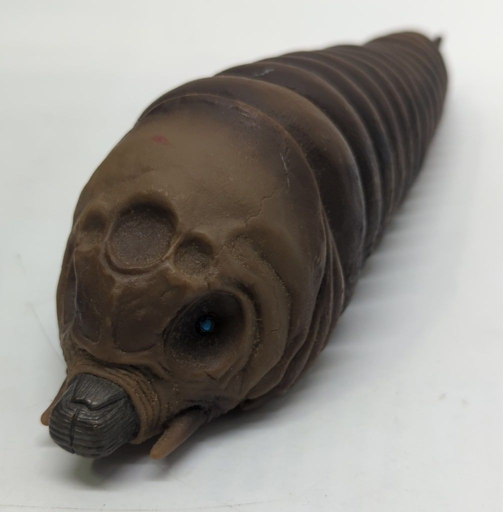 バンダイ ムービーモンスターシリーズ モスラ幼虫2004(メス) - メルカリ