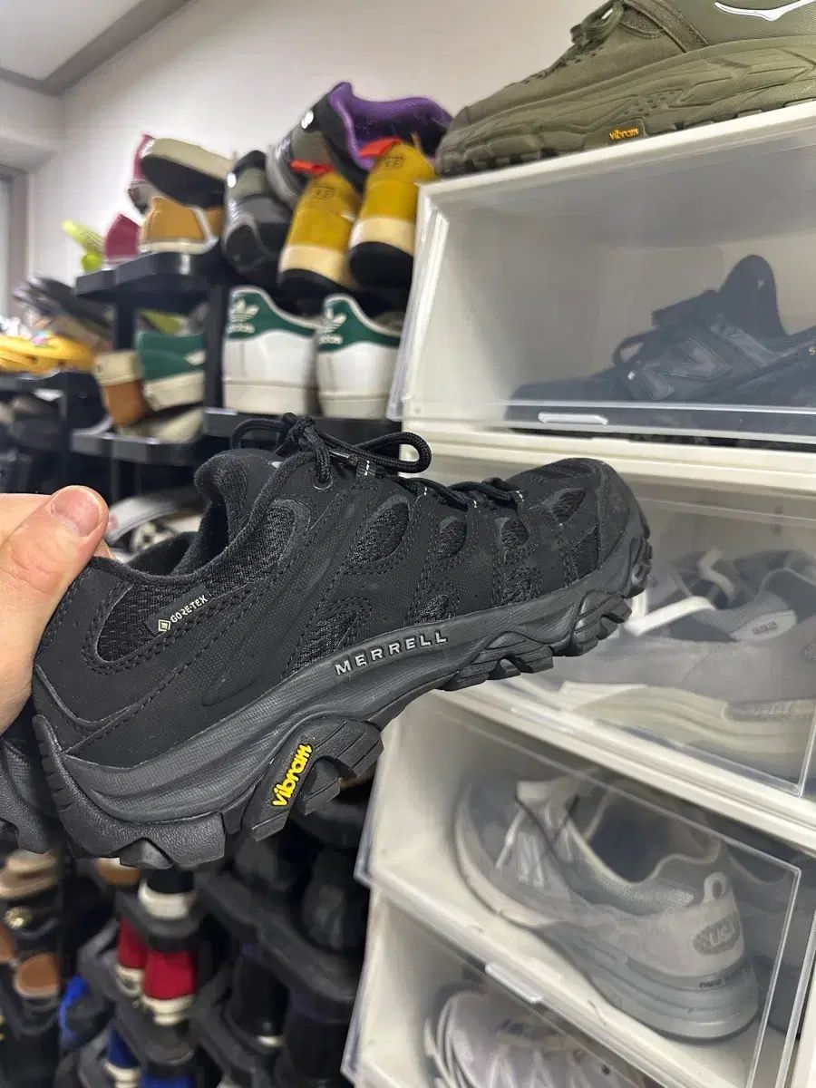 MERRELL メレル モアブ3 260