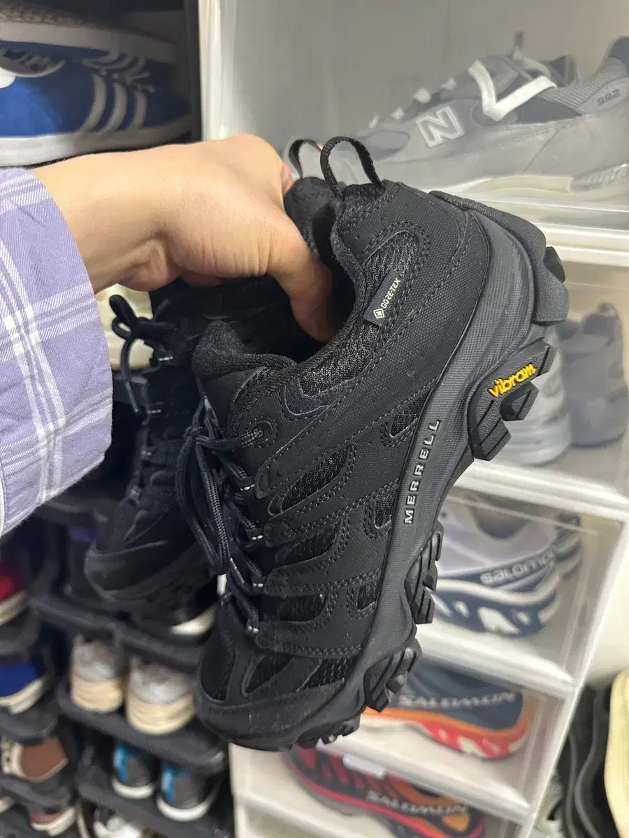 MERRELL メレル