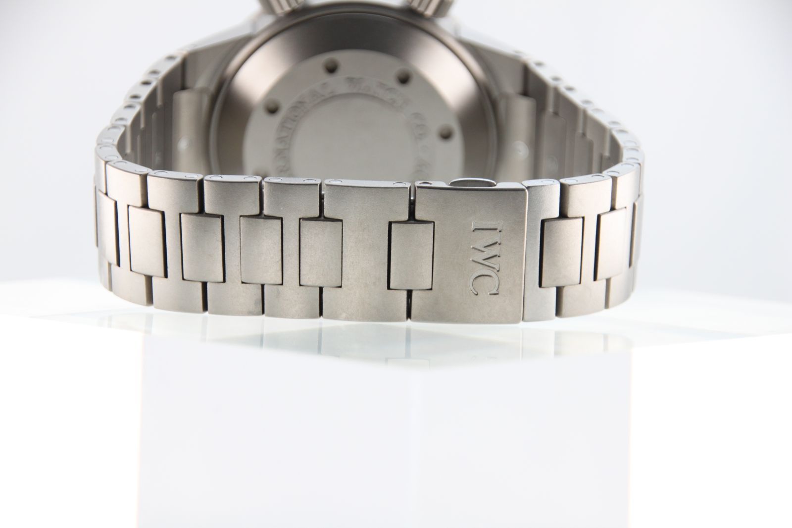 自動巻き ブラック文字盤