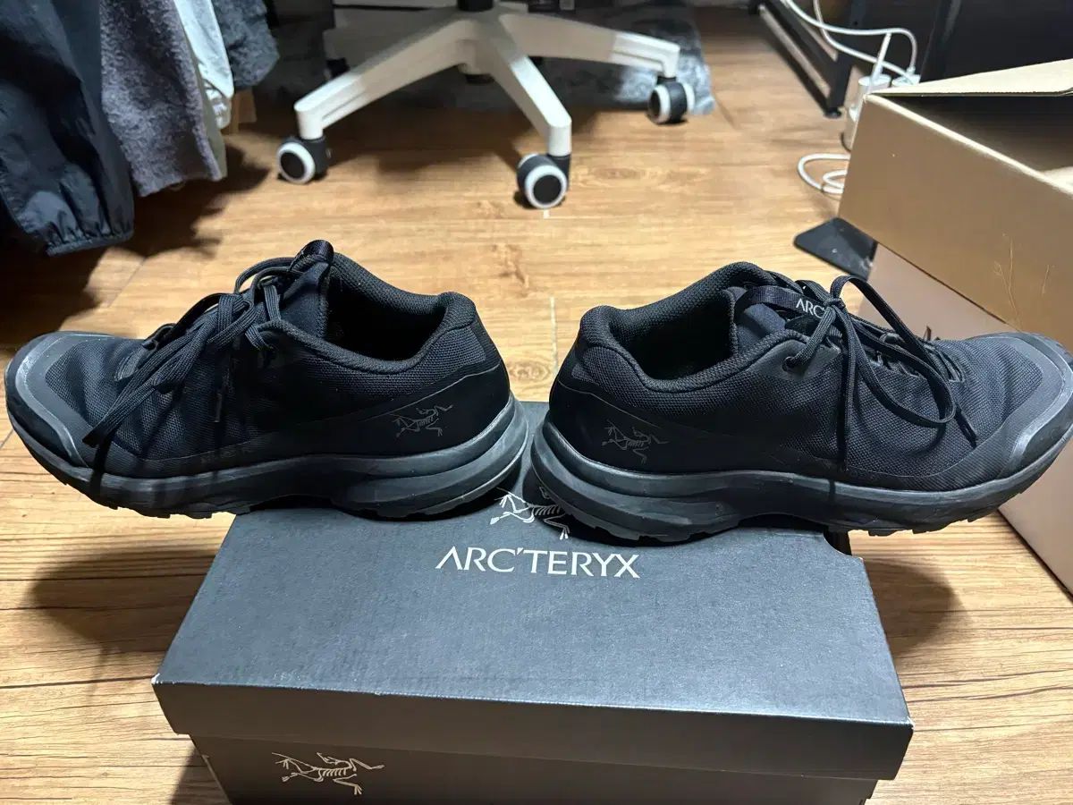 アークテリクス エリアス