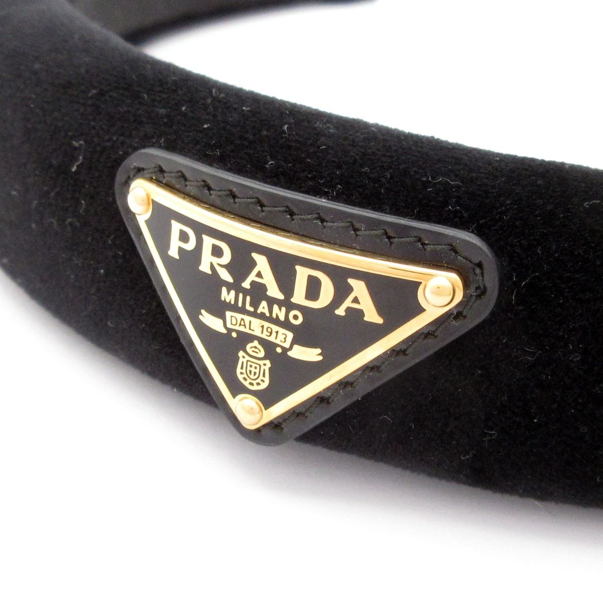 PRADA(プラダ) カチューシャ美品 - 1IH080 黒 - メルカリ