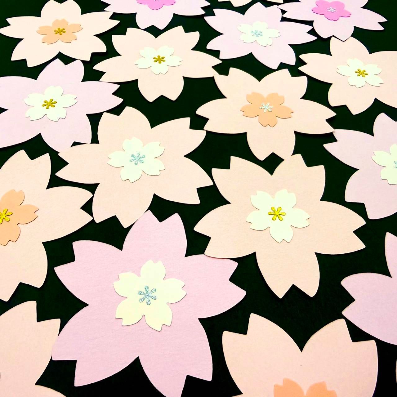 桜 壁面装飾 クラフトセット｜花20枚＋花びら8枚｜春・卒園入学・施設