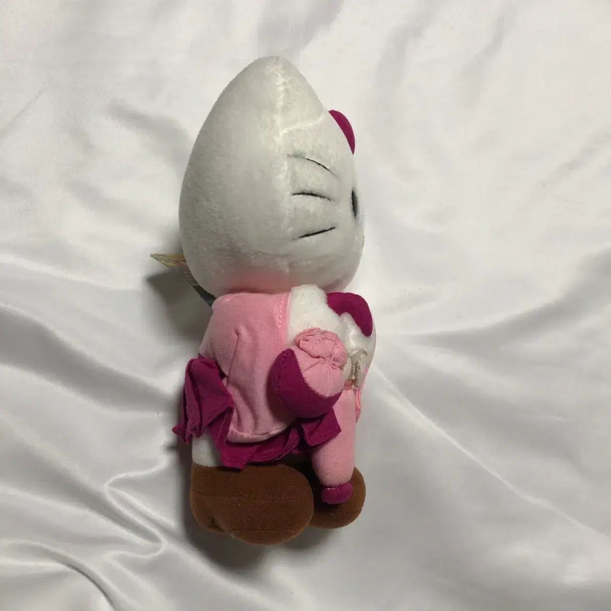 着物 ハローキティ ストラップ ぬいぐるみ エヒメ 2002 - メルカリ