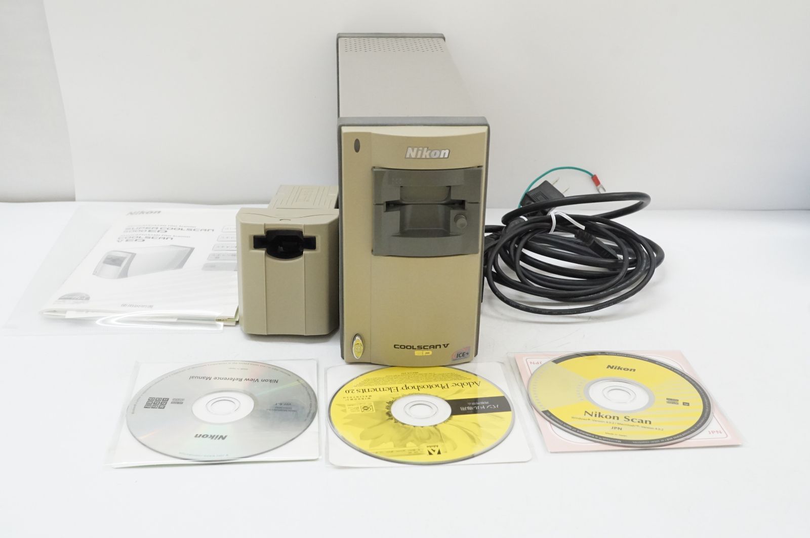 NIKON ニコン COOLSCAN V ED LS-50 クールスキャン オススメ！！ Nikon 