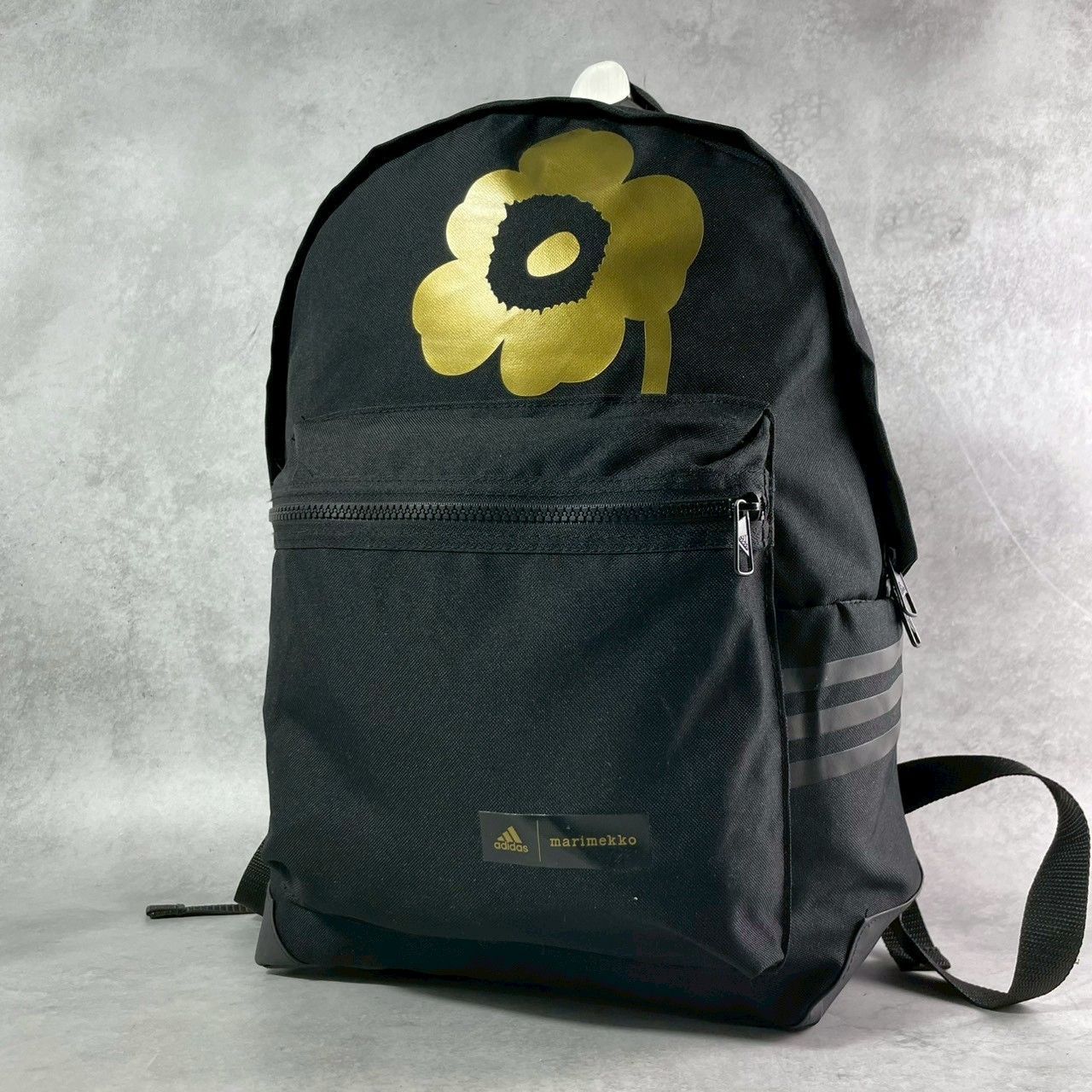シモン様 完売品✨人気✨Marimekko×adidas ウニッコ リュック 人気✨マリメッコ×アディダス marimekko adidas コラボ リュックサック