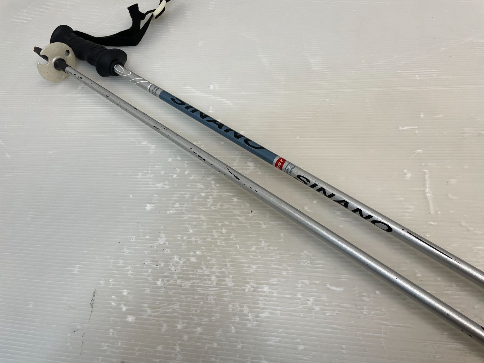 最新作，新作登場 カーボン スキー ストック SINANO FEST 117 cm