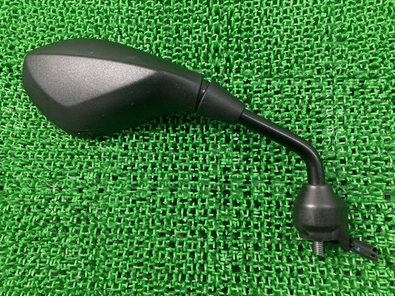 R1300GSアドベンチャー ミラー 右 2597  純正 中古 バイク 部品 正10mm ライディングアシスト BSM ブラインドスポット Uu R1300GSアドベンチャー ミラー 右 2597 BMW 純正 中古 バイク 部品 正