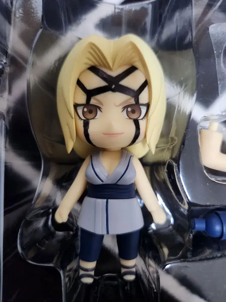 NARUTO -ナルト- ねんどろいど 綱手 フィギュア 出品 - メルカリ