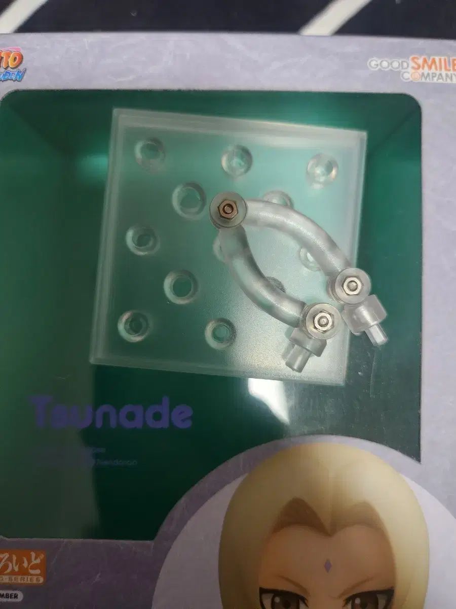 NARUTO -ナルト- ねんどろいど 綱手 フィギュア 出品 - メルカリ