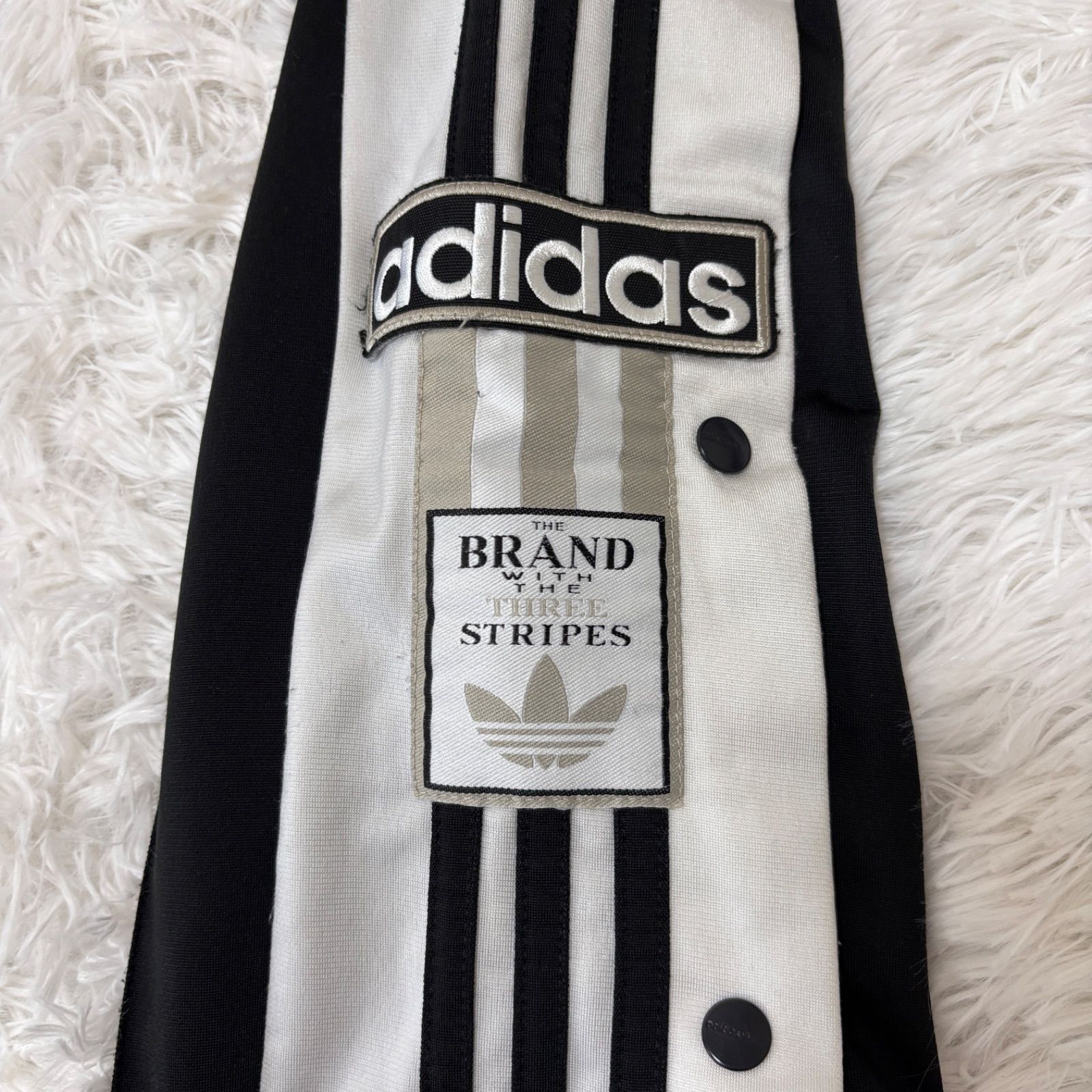 ブラックピンク着用 BLACKPINK着用 adibreak アディブレイク adidas