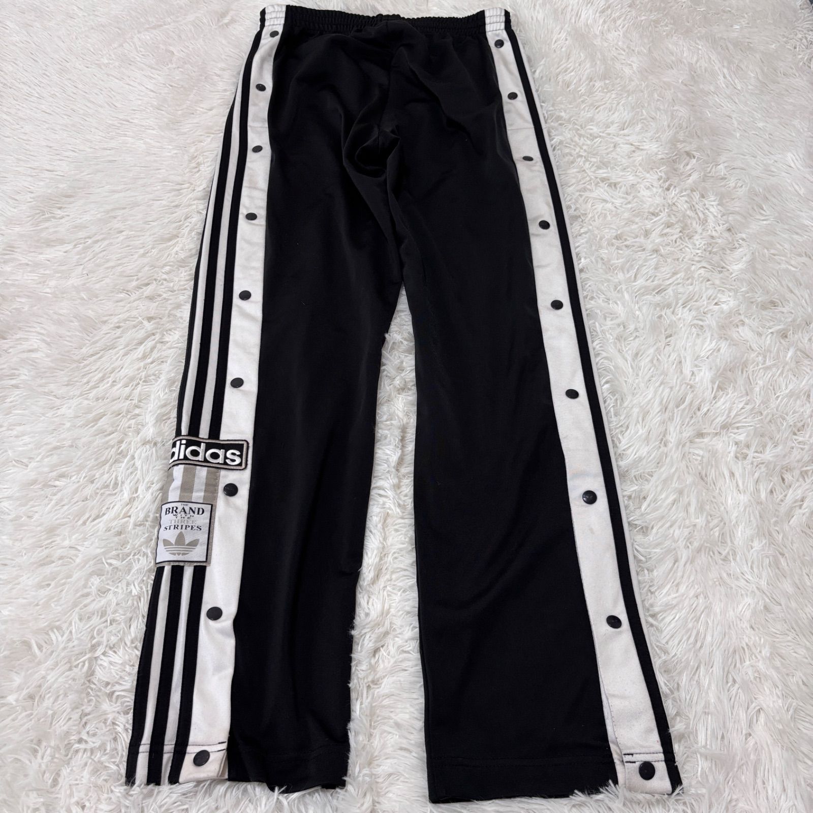 ブラックピンク着用 BLACKPINK着用 adibreak アディブレイク adidas