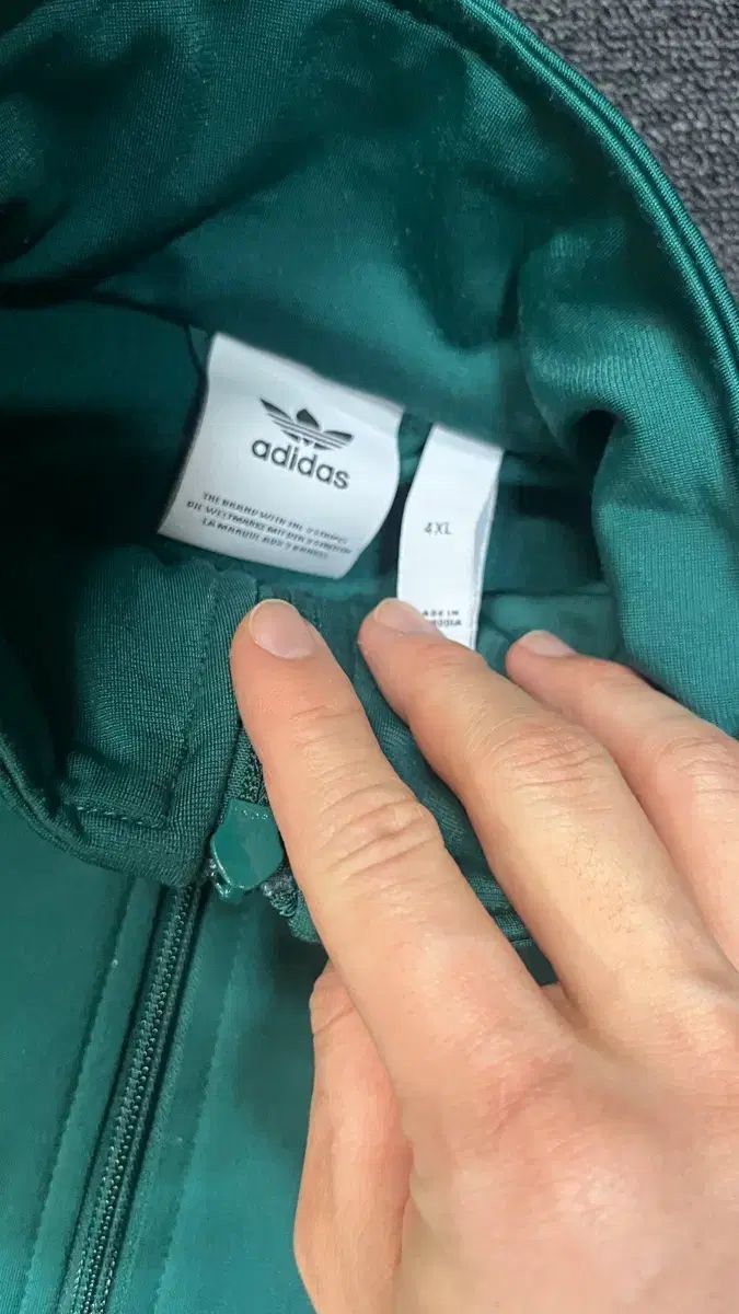 ファイヤーバード adidas - グリーン アディダス公式 ジャージ