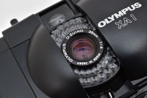 ☆2台まとめ / 美品ジャンク☆ OLYMPUS XA, XA1 + A9M ストロボ発光OK