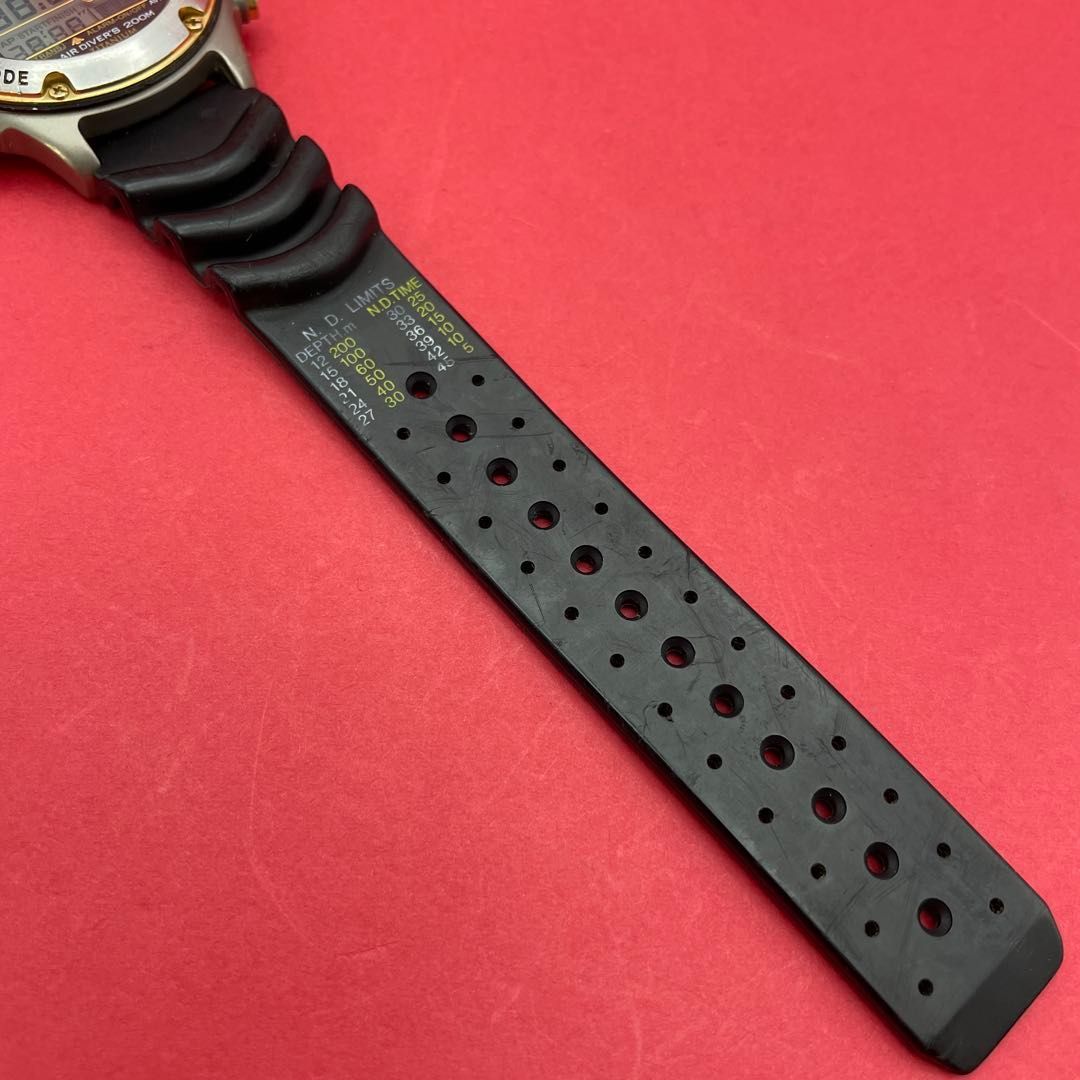CITIZEN D202-Q00117 AIR DIVER'S 200m TITANIUM シチズン エア