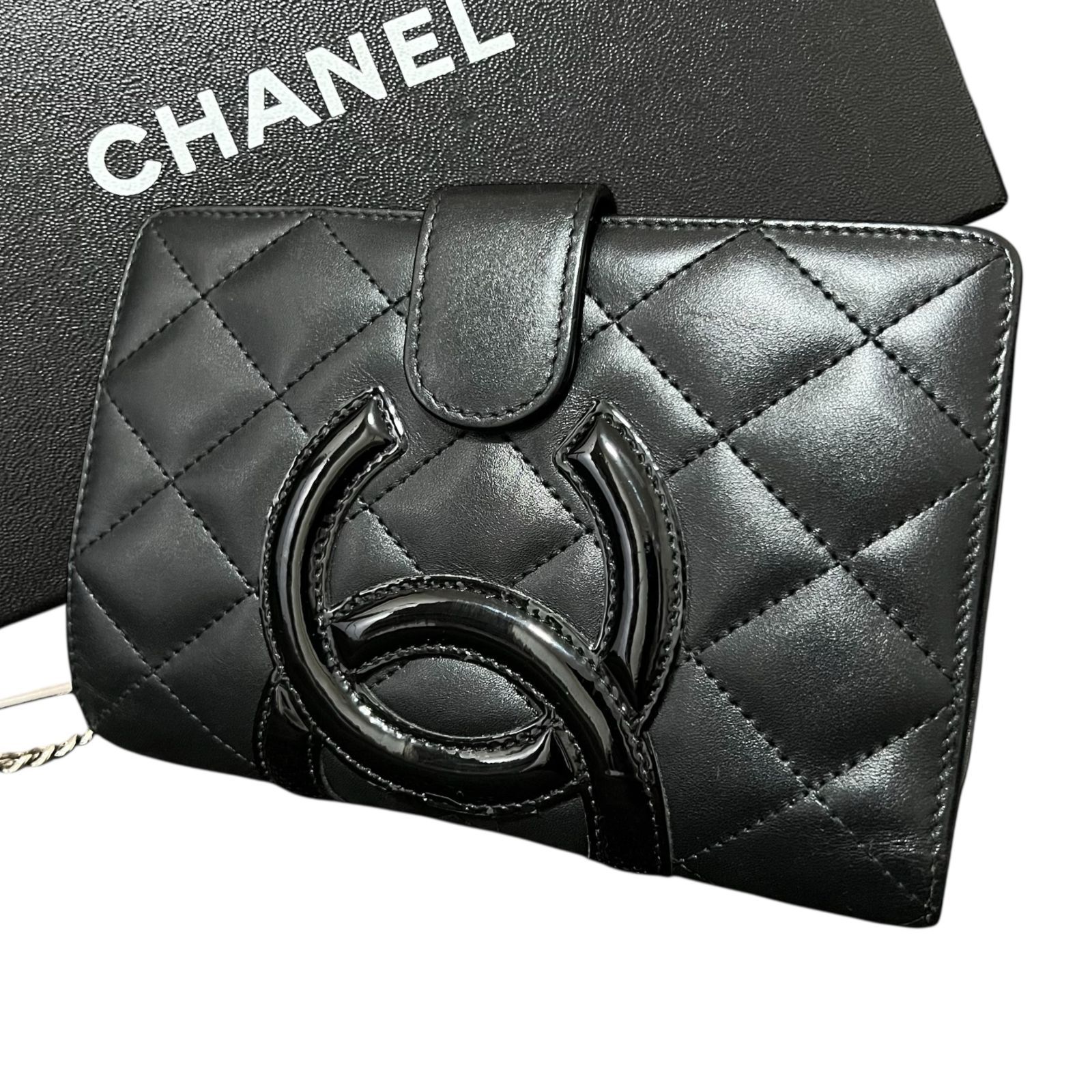 CHANEL シャネル カンボンライン マトラッセ ミディアム 二つ折り財布